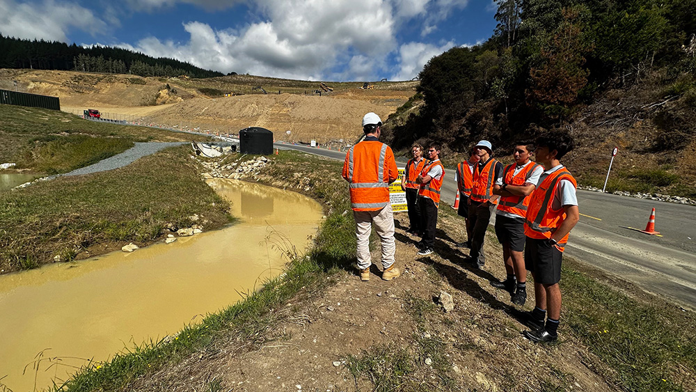 Environmental Committee landfill trip photo